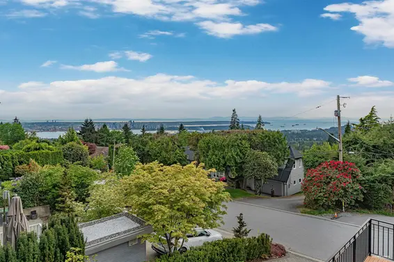 4061 St. Pauls Avenue, North Vancouver For Sale - image 17