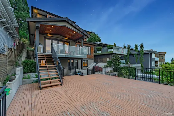 4061 St. Pauls Avenue, North Vancouver For Sale - image 38