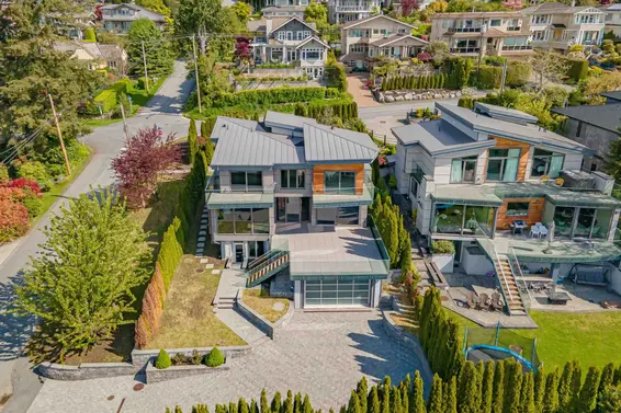 2292 Mathers Avenue, West Vancouver