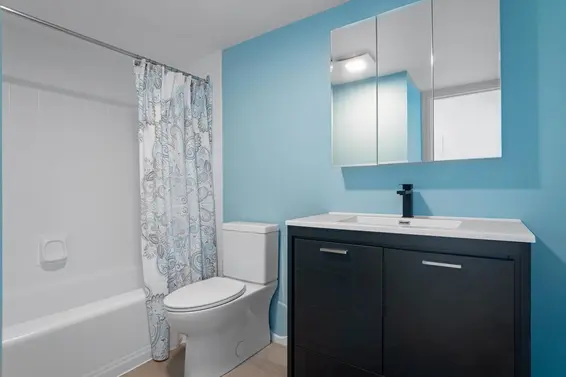 303 444 Lonsdale Avenue, North Vancouver For Sale - image 17