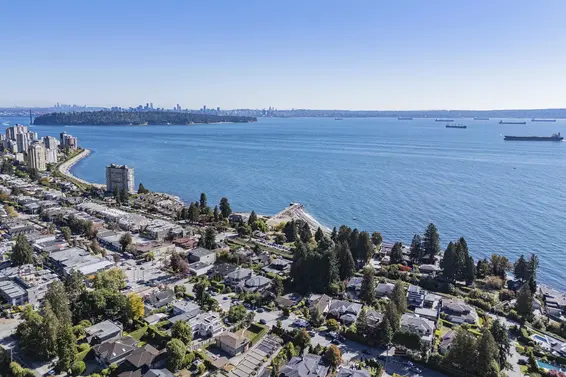 2559 Nelslon Avenue, West Vancouver For Sale - image 4