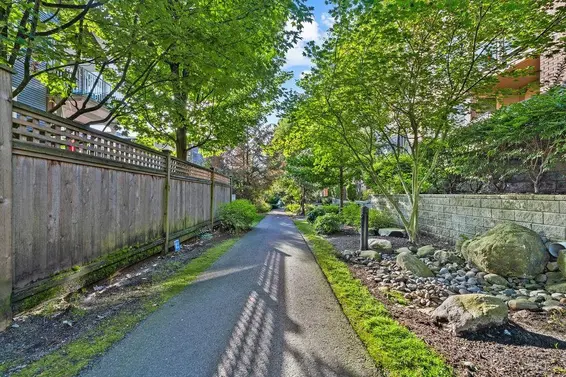 527 119 West 22nd Street, North Vancouver For Sale - image 23