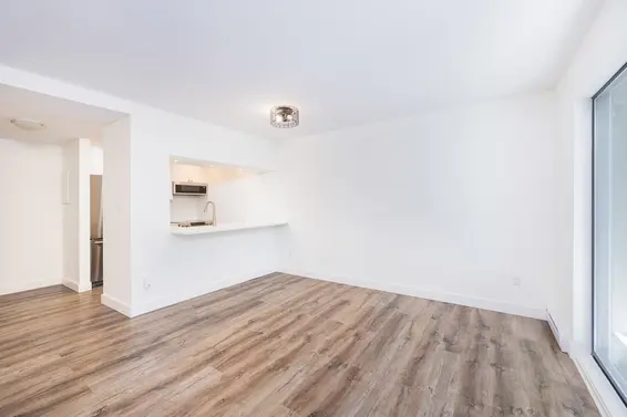 3182 Mountain Highway, North Vancouver For Sale - image 19