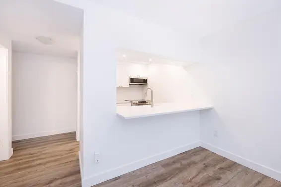 3182 Mountain Highway, North Vancouver For Sale - image 20