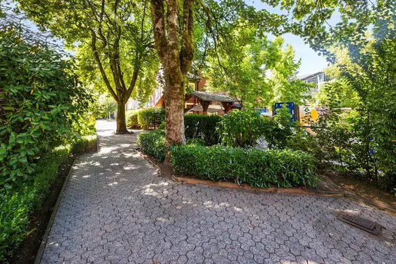 3182 Mountain Highway, North Vancouver For Sale - image 36