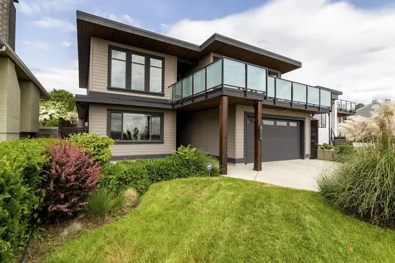 882 Whitchurch Street, North Vancouver