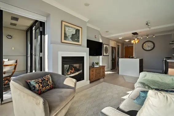 504 124 West 1st Street, North Vancouver For Sale - image 11
