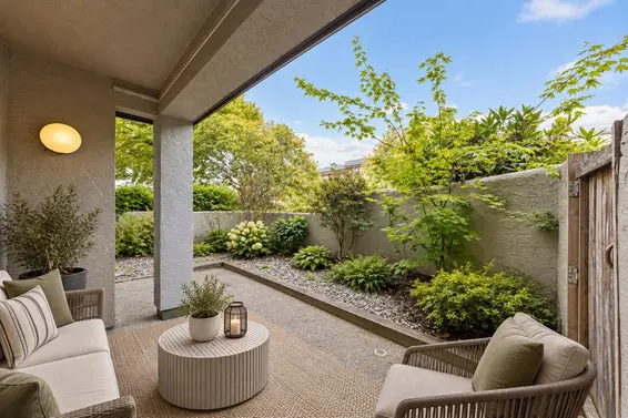 106 125 West 18th Street, North Vancouver