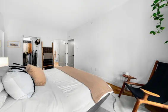 412 2601 Whiteley Court, North Vancouver For Sale - image 25