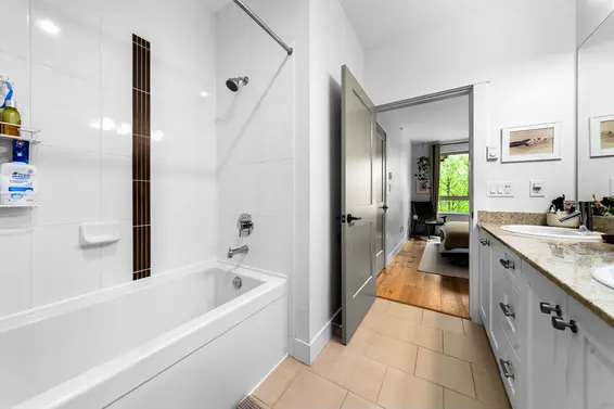 412 2601 Whiteley Court, North Vancouver For Sale - image 30