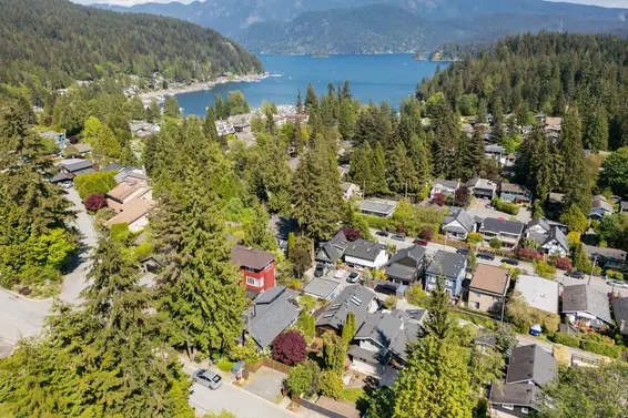1964 Cliffwood Road, North Vancouver For Sale - image 36