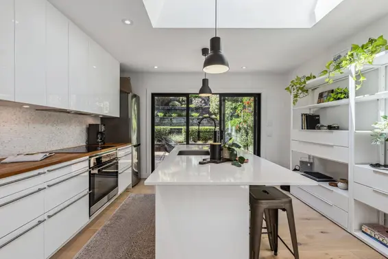 1964 Cliffwood Road, North Vancouver For Sale - image 8
