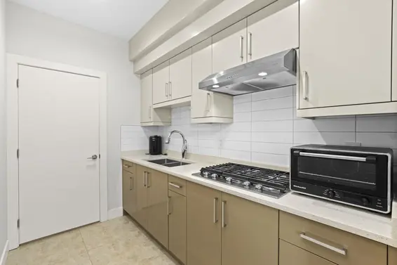 4935 Cedarcrest Avenue, North Vancouver For Sale - image 14