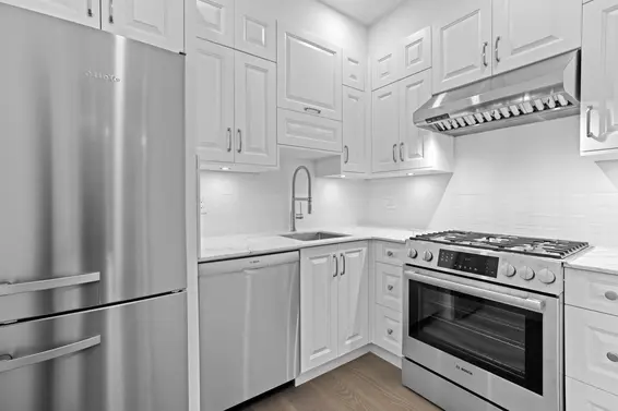5417 Greentree Road, West Vancouver For Sale - image 11