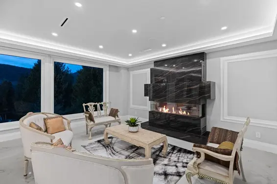 5417 Greentree Road, West Vancouver For Sale - image 13