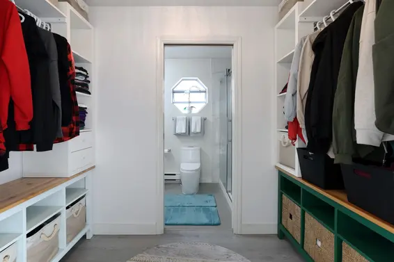 10 838 Tobruck Avenue, North Vancouver For Sale - image 11