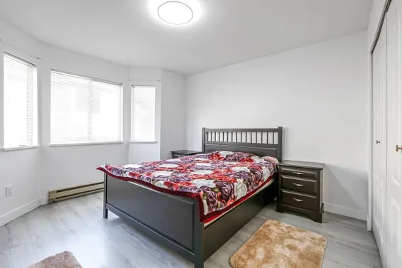 10 838 Tobruck Avenue, North Vancouver For Sale - image 15