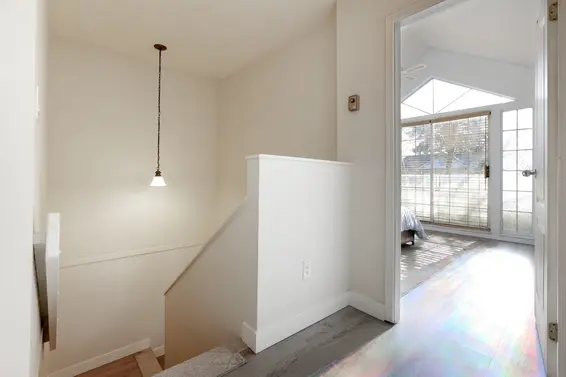 10 838 Tobruck Avenue, North Vancouver For Sale - image 19