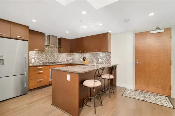 103 210 West 13th Street, North Vancouver For Sale - image 3