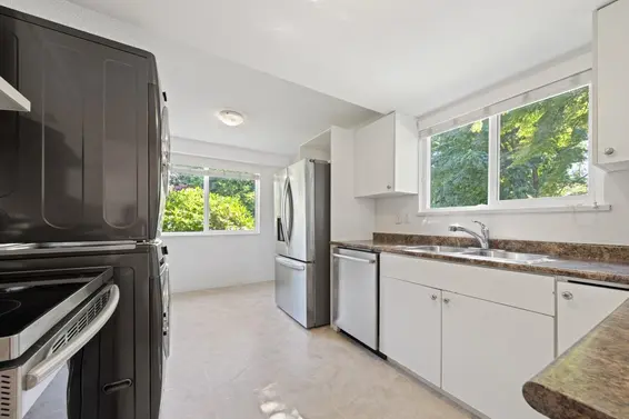801 555 West 28th Street, North Vancouver For Sale - image 9