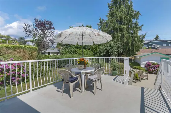 1016 Grand Boulevard, North Vancouver For Sale - image 17