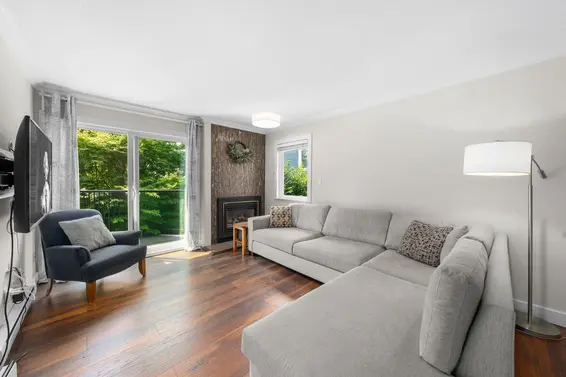 4 230 West 16th Street, North Vancouver For Sale - image 10