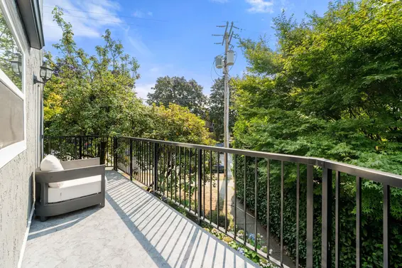 4 230 West 16th Street, North Vancouver For Sale - image 19