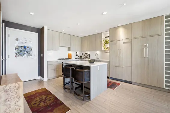 303 707 East 3 Street, North Vancouver For Sale - image 12