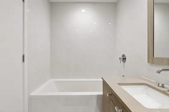 303 707 East 3 Street, North Vancouver For Sale - image 24