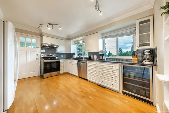 769 Westcot Place, West Vancouver For Sale - image 11