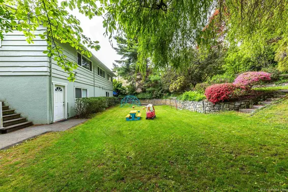 769 Westcot Place, West Vancouver For Sale - image 25