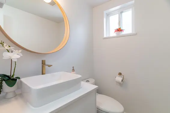2 1233 West 16th Street, North Vancouver For Sale - image 19