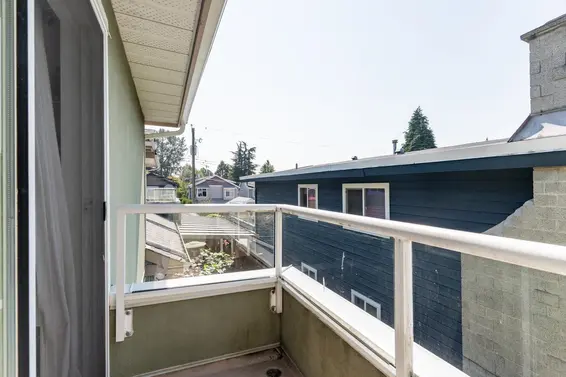 2 1233 West 16th Street, North Vancouver For Sale - image 29