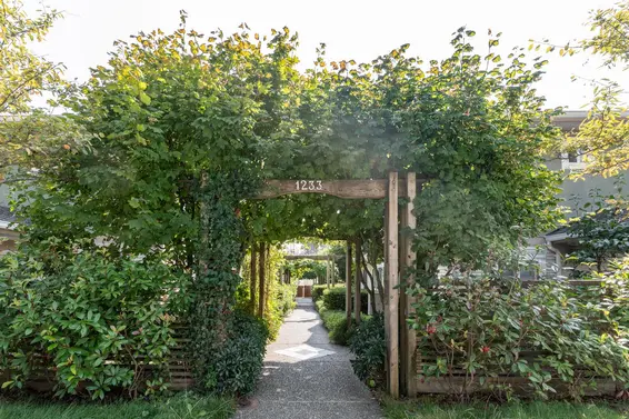 2 1233 West 16th Street, North Vancouver For Sale - image 39