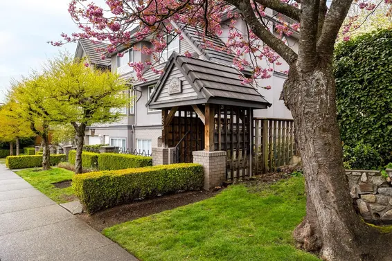 6 258 West 14th Street, North Vancouver For Sale - image 29