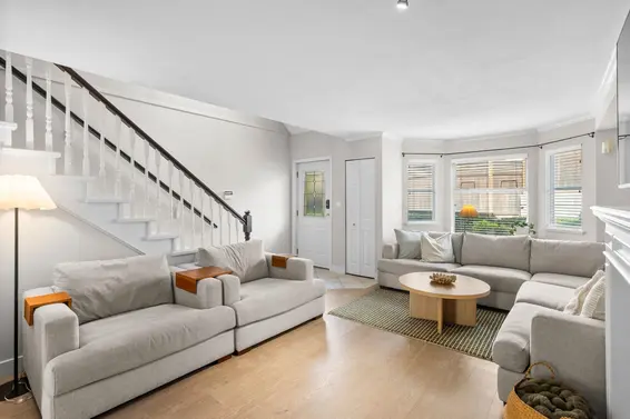 7 245 East 5th Street, North Vancouver For Sale - image 2