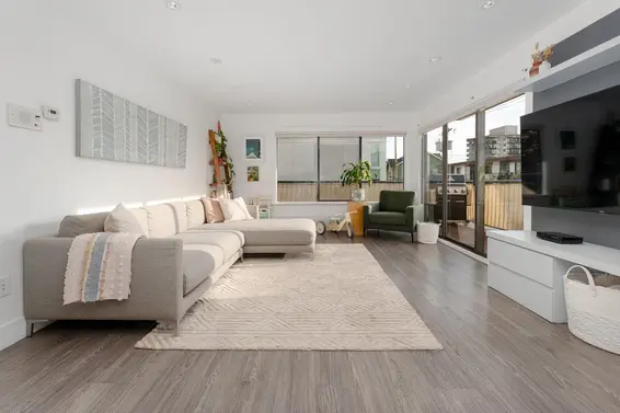 103 127 East 4th Street, North Vancouver For Sale - image 4