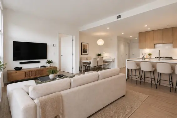 203 747 East 3rd Street, North Vancouver