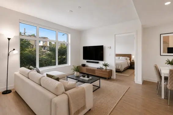 203 747 East 3rd Street, North Vancouver For Sale - image 2
