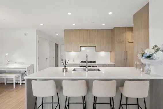 203 747 East 3rd Street, North Vancouver For Sale - image 6