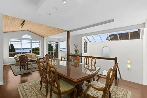 2319 Marine Drive, West Vancouver For Sale - image 11