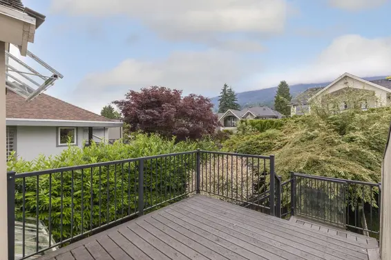 2319 Marine Drive, West Vancouver For Sale - image 30
