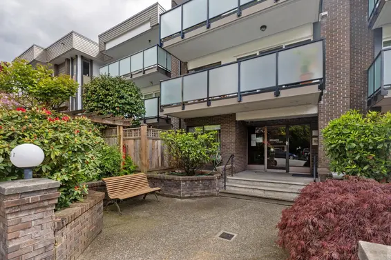 202 141 East 18Th Street, North Vancouver For Sale - image 27