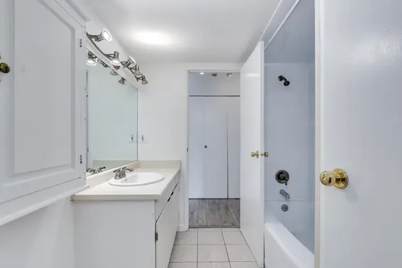 212 3275 Mountain Highway, North Vancouver For Sale - image 20