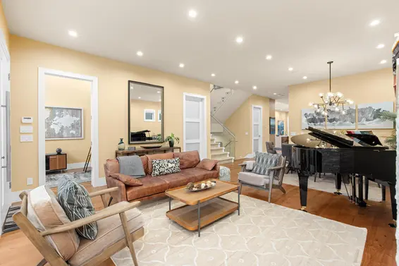 315 East 20th Street, North Vancouver For Sale - image 6