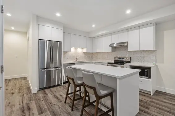 686 East Osborne Road, North Vancouver For Sale - image 32