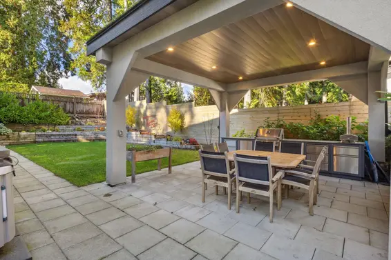 686 East Osborne Road, North Vancouver For Sale - image 36