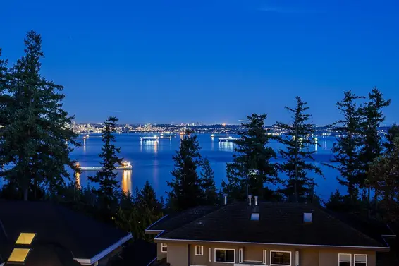 5431 West Vista Court, West Vancouver For Sale - image 3
