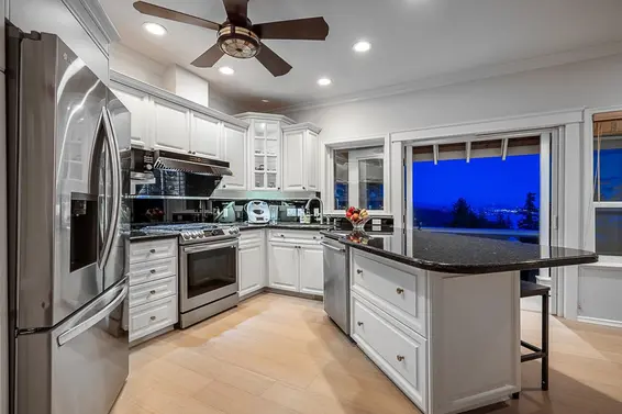 5431 West Vista Court, West Vancouver For Sale - image 6