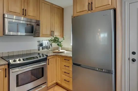 160 West 12th Street, North Vancouver For Sale - image 4